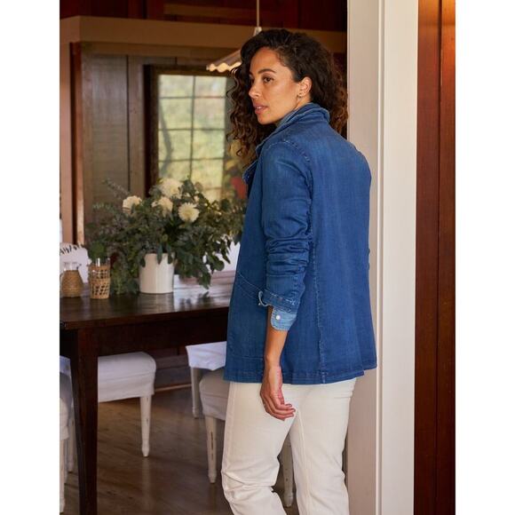 Frank & Eileen Belfast English Peacoat in 1977 Medium Wash - Picture 2 of 9